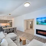 Relax Penthouse Private Jacuzzi Split Area Appartamento *