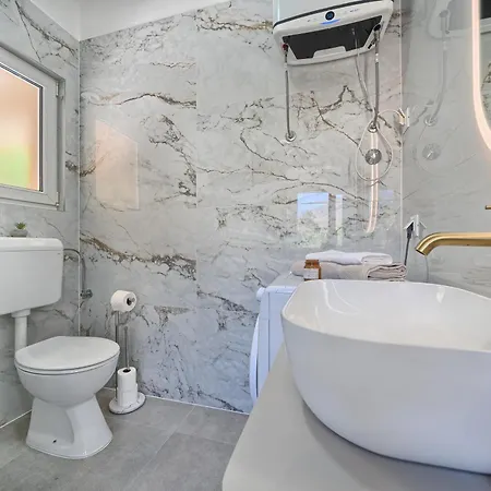 Relax Penthouse Private Jacuzzi Split Area *