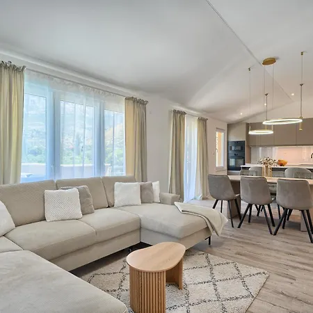 Relax Penthouse Private Jacuzzi Split Area Appartamento Žrnovnica