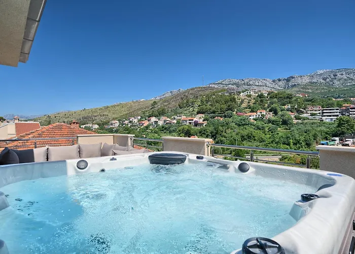 Relax Penthouse Private Jacuzzi Split Area 公寓 Žrnovnica