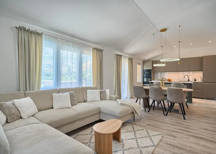Relax Penthouse Private Jacuzzi Split Area 公寓 Žrnovnica