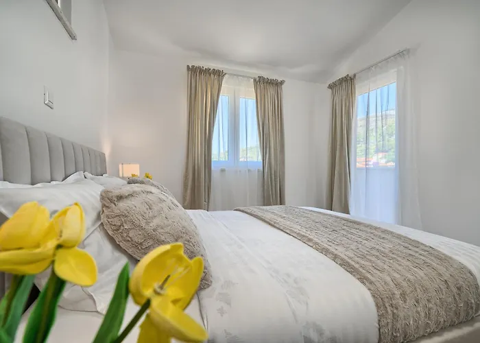 Relax Penthouse Private Jacuzzi Split Area 公寓 Žrnovnica