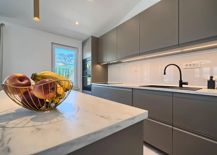 Relax Penthouse Private Jacuzzi Split Area *