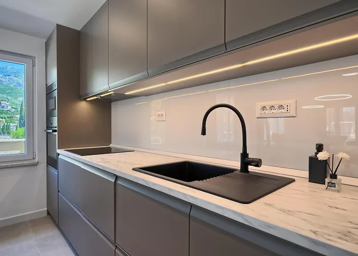 Apartament Relax Penthouse Private Jacuzzi Split Area Žrnovnica